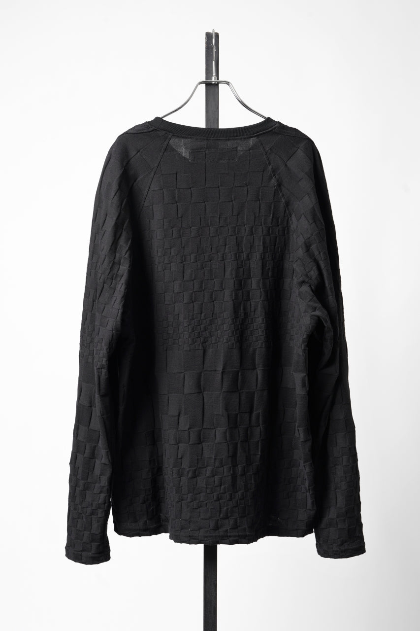 A.F ARTEFACT GRADIENT PLAID PATTERN SHIVA LONG SLEEVE TOPS (BLACK