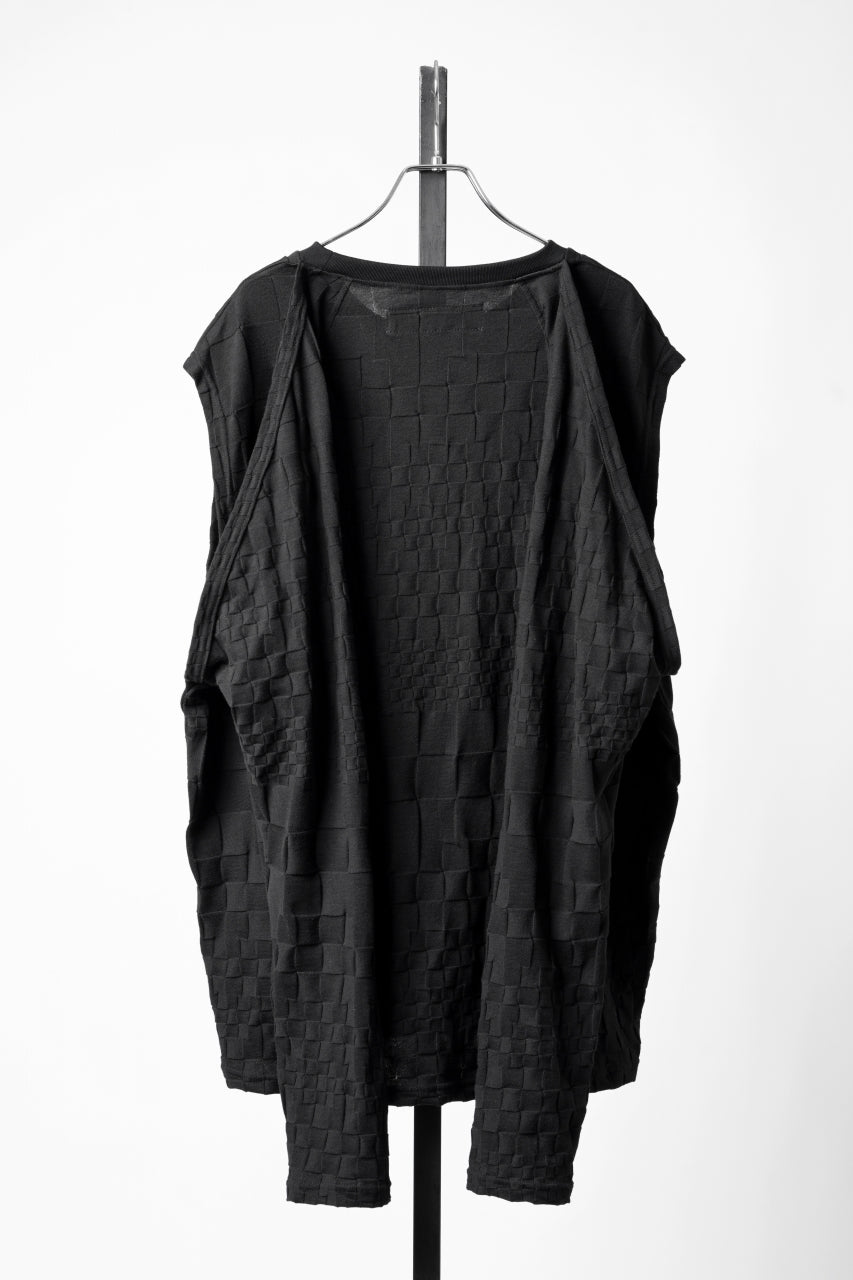 A.F ARTEFACT GRADIENT PLAID PATTERN SHIVA LONG SLEEVE TOPS (BLACK