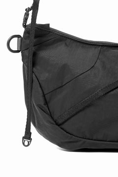 画像をギャラリービューアに読み込む, F/CE. TEXTURED TWILL HORN MINI SHOULDER BAG (BLACK)