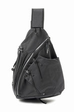 画像をギャラリービューアに読み込む, F/CE. TEXTURED TWILL 3 POINTS SLINGER BAG (BLACK)