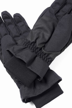 Load image into Gallery viewer, Y-3 Yohji Yamamoto PADDED GLOVES (BLACK)