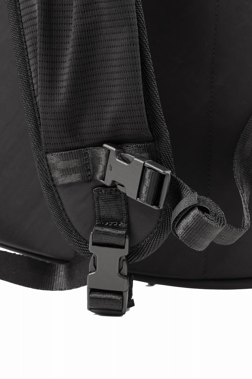 F/CE. TEXTURED TWILL 3 POINTS SLINGER BAG (BLACK)