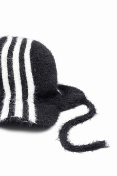 Load image into Gallery viewer, Y-3 Yohji Yamamoto STRIPES BONNET (BLACK x CREAM WHITE)