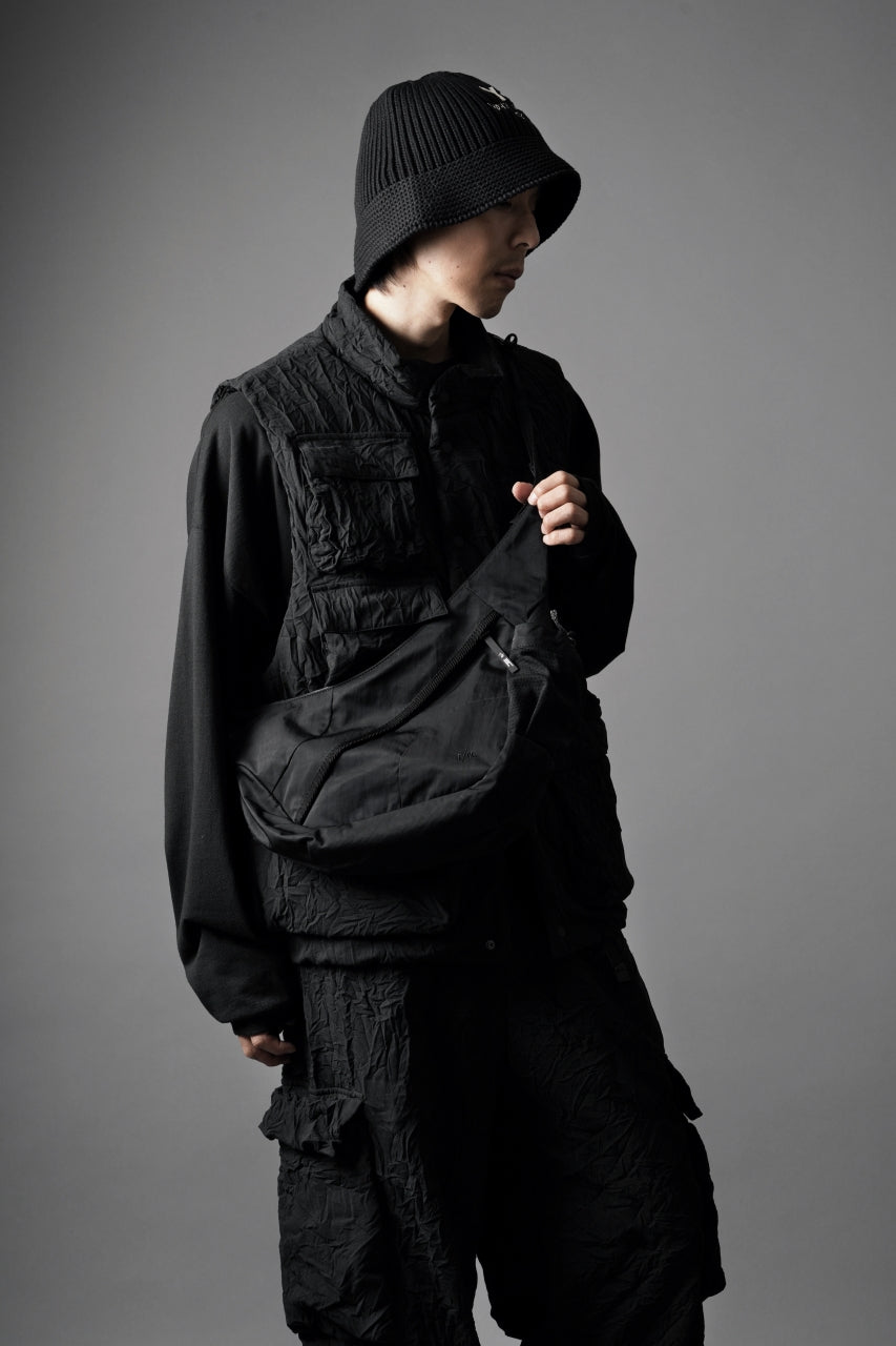 F/CE. TEXTURED TWILL HORN MINI SHOULDER BAG (BLACK)