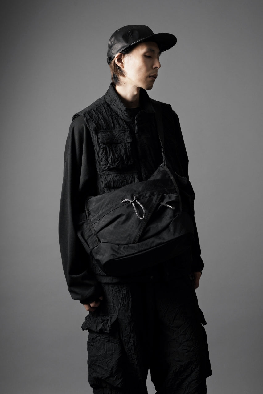 画像をギャラリービューアに読み込む, F/CE. TEXTURED TWILL 2 WAY SHOULDER TOTE (BLACK)