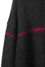 画像をギャラリービューアに読み込む, ISABEL BENENATO Mohair Crew-Neck Sweater with A Red Stripe Detail (BLACK/RED)