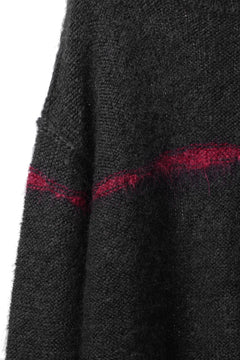 画像をギャラリービューアに読み込む, ISABEL BENENATO Mohair Crew-Neck Sweater with A Red Stripe Detail (BLACK/RED)