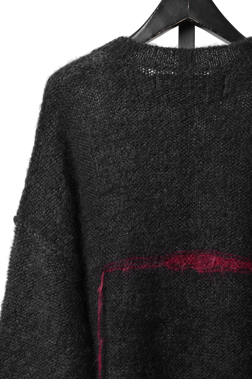 画像をギャラリービューアに読み込む, ISABEL BENENATO Mohair Crew-Neck Sweater with A Red Stripe Detail (BLACK/RED)