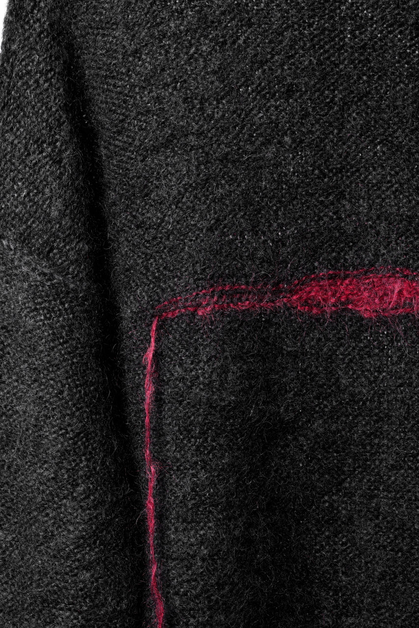 画像をギャラリービューアに読み込む, ISABEL BENENATO Mohair Crew-Neck Sweater with A Red Stripe Detail (BLACK/RED)
