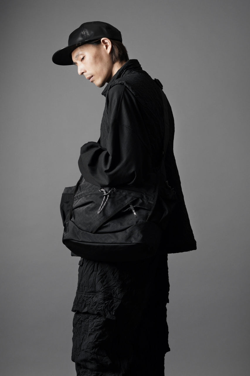 画像をギャラリービューアに読み込む, F/CE. TEXTURED TWILL 2 WAY SHOULDER TOTE (BLACK)