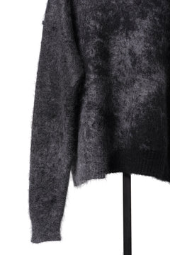 画像をギャラリービューアに読み込む, ISABEL BENENATO Mohair Crew-Neck Sweater with Abstract Pattern (BLACK)