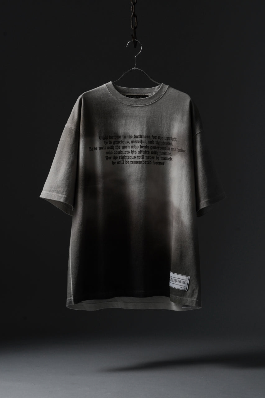 Load image into Gallery viewer, beauty : beast Full-surface S/S TEE (RAVEN / BEIGE PRINT)