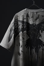 Load image into Gallery viewer, beauty : beast Full-surface S/S TEE (RAVEN / BEIGE PRINT)