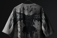 Load image into Gallery viewer, beauty : beast Full-surface S/S TEE (RAVEN / BEIGE PRINT)