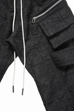 画像をギャラリービューアに読み込む, A.F ARTEFACT BELTED DETAIL JOGGER 2.0 / DECORATIVE LATTICE PATTERN (BLACK)