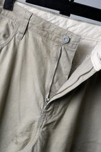 画像をギャラリービューアに読み込む, MADNESS RUSTIC DIRTY CHINO PANTS (BEIGE)
