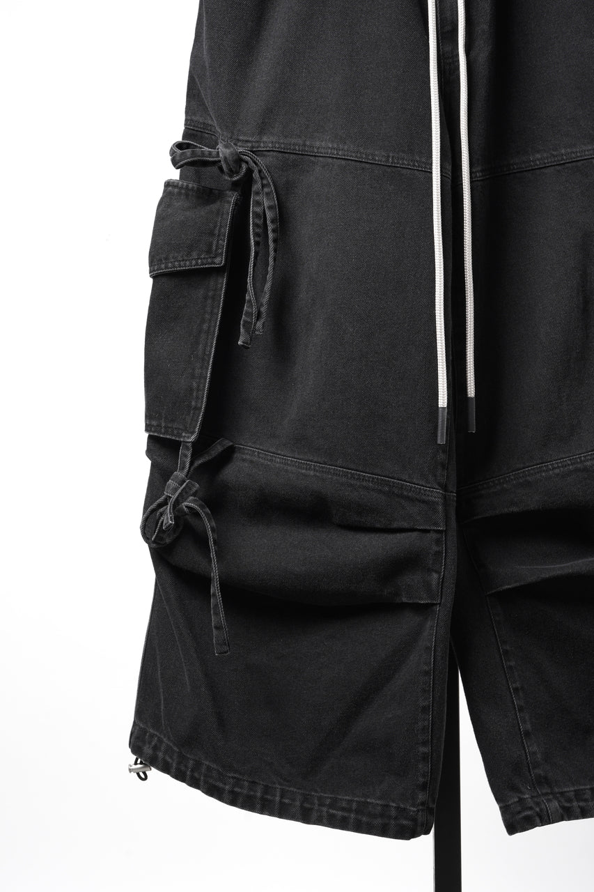 Load image into Gallery viewer, 【SAMPLE】A.F ARTEFACT KNOTTING DETAIL VOLUME PANTS / FADED DENIM (BLACK)