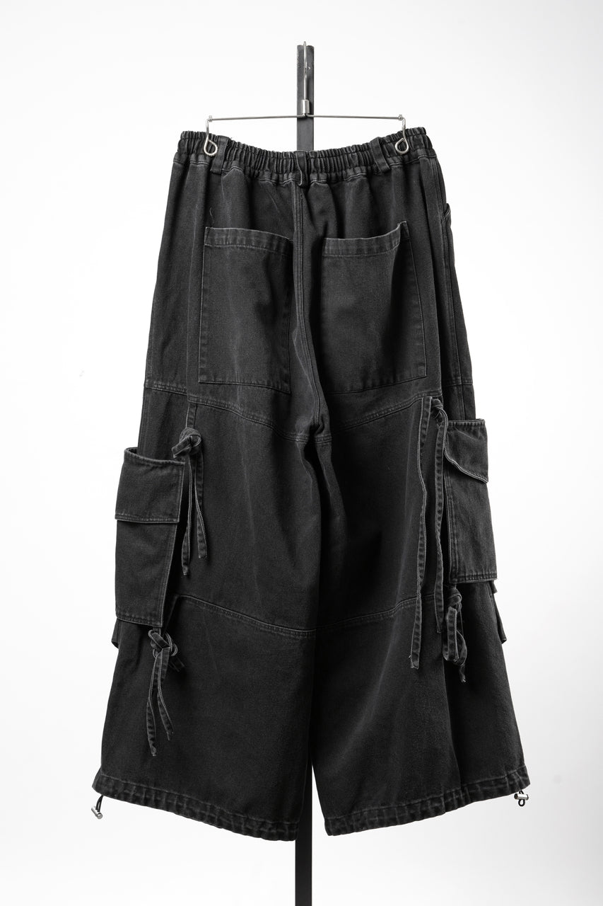 Load image into Gallery viewer, 【SAMPLE】A.F ARTEFACT KNOTTING DETAIL VOLUME PANTS / FADED DENIM (BLACK)