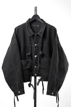 Load image into Gallery viewer, 【SAMPLE】A.F ARTEFACT KNOTTING DETAIL SHORT JACKET / FADED DENIM (BLACK)