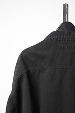 Load image into Gallery viewer, 【SAMPLE】A.F ARTEFACT KNOTTING DETAIL SHORT JACKET / FADED DENIM (BLACK)