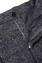 画像をギャラリービューアに読み込む, TARO HORIUCHI / th products Extra Volumed Tapered Trousers / Bishu Nep Tweed (grey)