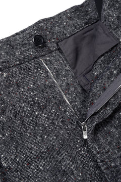 画像をギャラリービューアに読み込む, TARO HORIUCHI / th products Extra Volumed Tapered Trousers / Bishu Nep Tweed (grey)