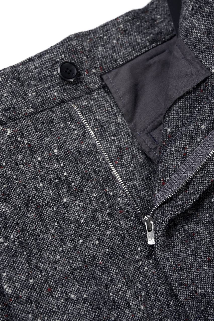 画像をギャラリービューアに読み込む, TARO HORIUCHI / th products Extra Volumed Tapered Trousers / Bishu Nep Tweed (grey)