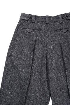 画像をギャラリービューアに読み込む, TARO HORIUCHI / th products Extra Volumed Tapered Trousers / Bishu Nep Tweed (grey)