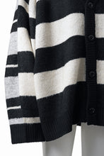 画像をギャラリービューアに読み込む, A.F ARTEFACT BORSERS COMBI KNIT CARDIGAN (BLACK x IVORY x GREY)