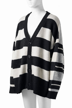 画像をギャラリービューアに読み込む, A.F ARTEFACT BORSERS COMBI KNIT CARDIGAN (BLACK x IVORY x GREY)