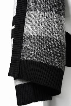 画像をギャラリービューアに読み込む, A.F ARTEFACT BORSERS COMBI KNIT CARDIGAN (BLACK x IVORY x GREY)