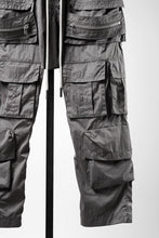 Load image into Gallery viewer, 【SAMPLE】A.F ARTEFACT TENCEL-NYLON CARGO SARROUEL EASY PANTS (GREY)