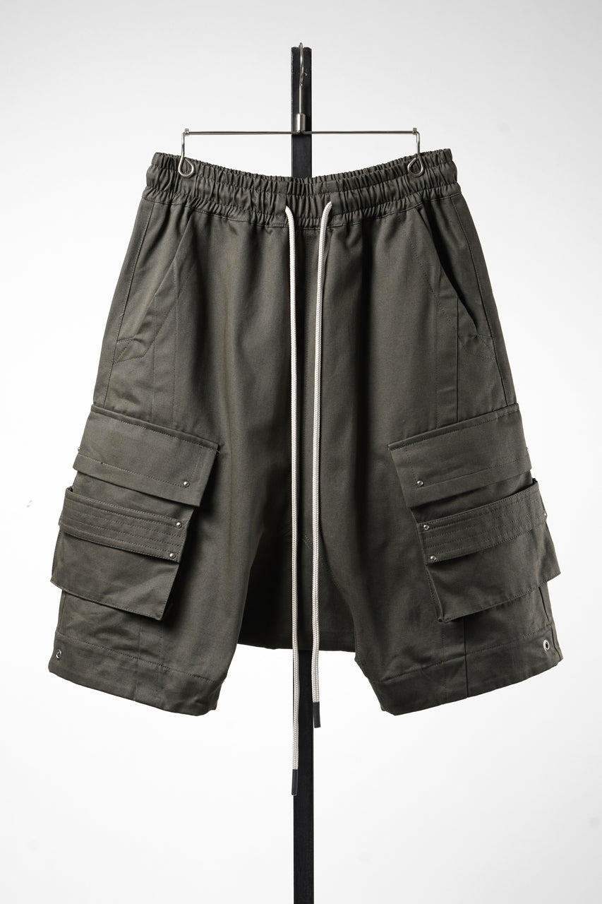 Load image into Gallery viewer, 【SAMPLE】A.F ARTEFACT COTTON TWIIL DROPCROTCH SHORTS (DARK OLIVE)
