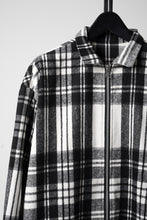 Load image into Gallery viewer, 【SAMPLE】A.F ARTEFACT SWING TOP BLOUSON / HEAVY FLANNEL PLAID (BLACK × WHITE)