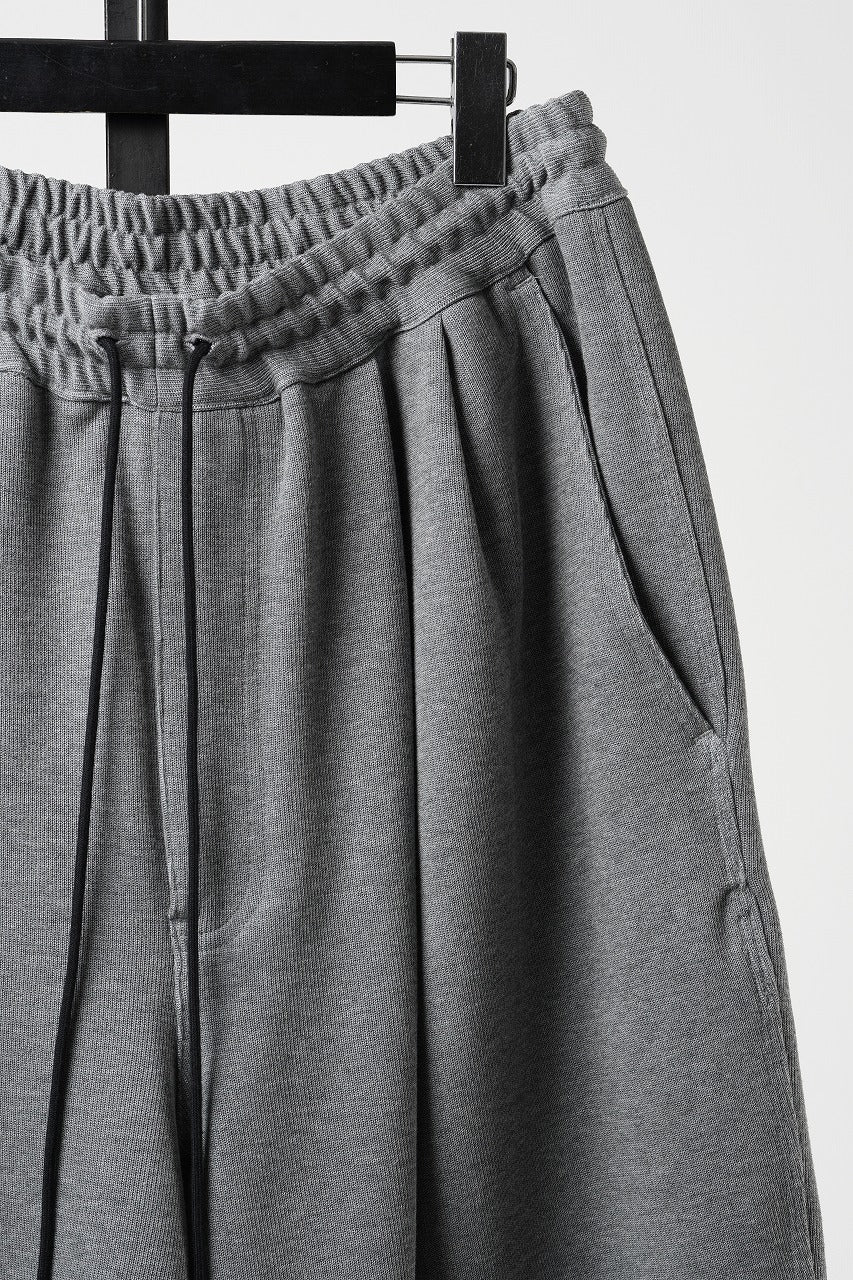 画像をギャラリービューアに読み込む, N/07 2TUCK EASY SHORTS / RIBBED CARDBOARD KNIT JERSEY (GREY)