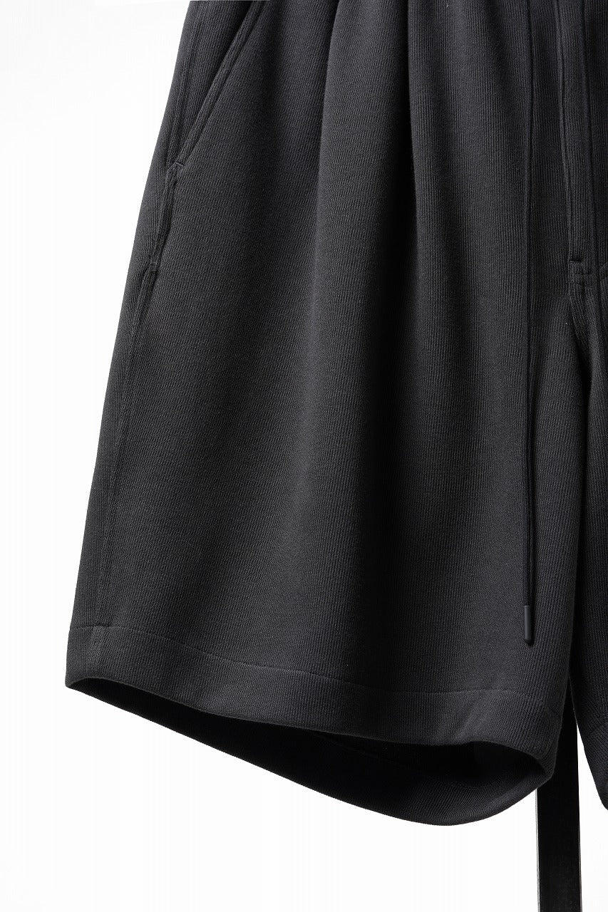 画像をギャラリービューアに読み込む, N/07 2TUCKS EASY SHORTS / RIBBED CARDBOARD KNIT JERSEY (CHARCOAL)