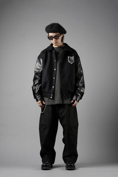 Load image into Gallery viewer, LASTMAN CAR CLUB JACKET (BLACK)