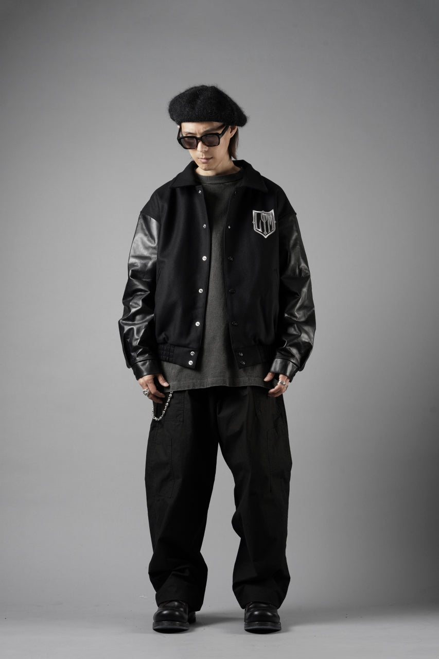 Load image into Gallery viewer, LASTMAN CAR CLUB JACKET (BLACK)