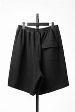 画像をギャラリービューアに読み込む, N/07 2TUCKS EASY SHORTS / RIBBED CARDBOARD KNIT JERSEY (BLACK)