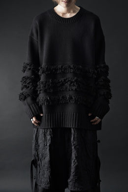 F/CE. DUAL TEXTURE SHIFTED LINES KNIT (BLACK)