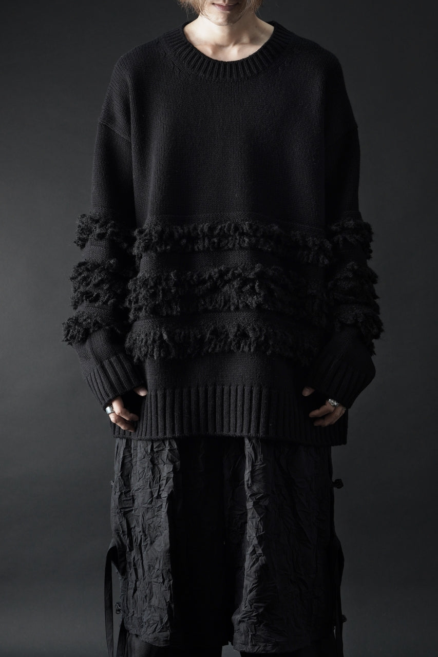 F/CE. DUAL TEXTURE SHIFTED LINES KNIT (BLACK)