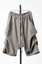 画像をギャラリービューアに読み込む, 【SAMPLE SALE】A.F ARTEFACT TUCK SHORTS / TROPICAL WOOL (LIGHT BEIGE)