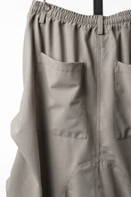 画像をギャラリービューアに読み込む, 【SAMPLE SALE】A.F ARTEFACT TUCK SHORTS / TROPICAL WOOL (LIGHT BEIGE)