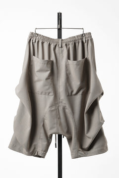 画像をギャラリービューアに読み込む, 【SAMPLE SALE】A.F ARTEFACT TUCK SHORTS / TROPICAL WOOL (LIGHT BEIGE)