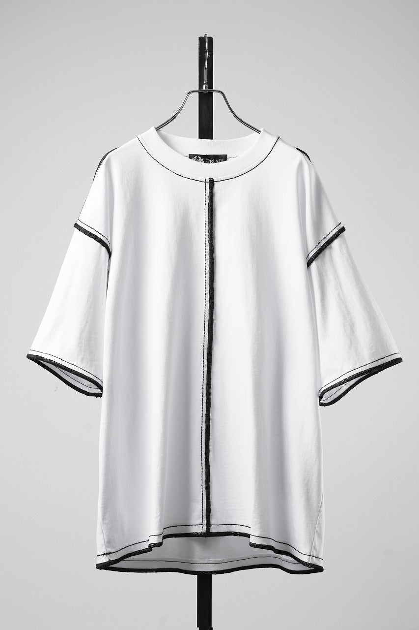 画像をギャラリービューアに読み込む, OBLADI WHITE T-SHIRT WITH BLACK OVERLOCK STITCHING (WHITE)