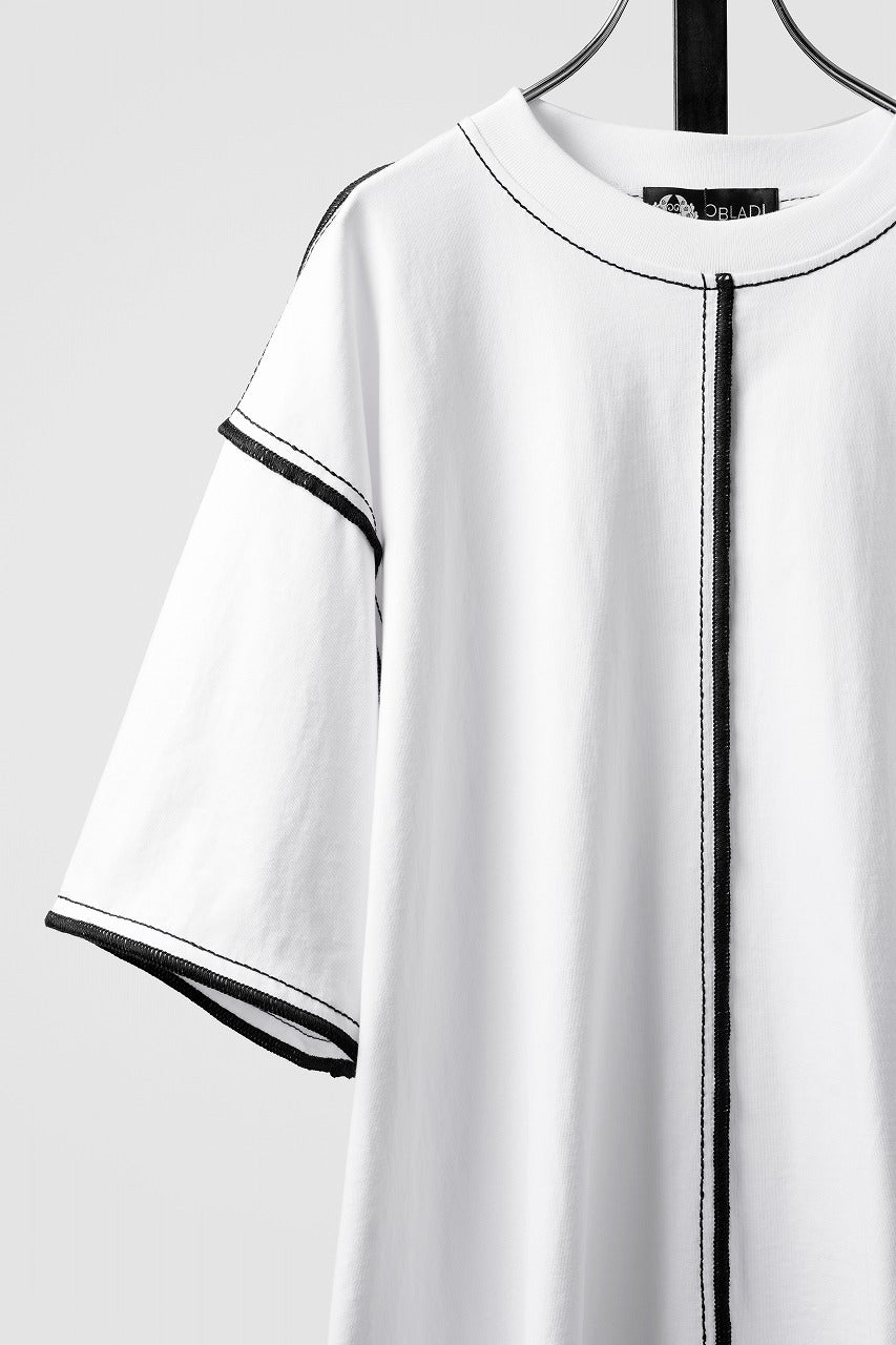 画像をギャラリービューアに読み込む, OBLADI WHITE T-SHIRT WITH BLACK OVERLOCK STITCHING (WHITE)