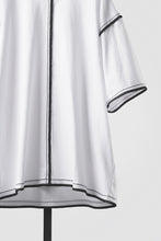 画像をギャラリービューアに読み込む, OBLADI WHITE T-SHIRT WITH BLACK OVERLOCK STITCHING (WHITE)