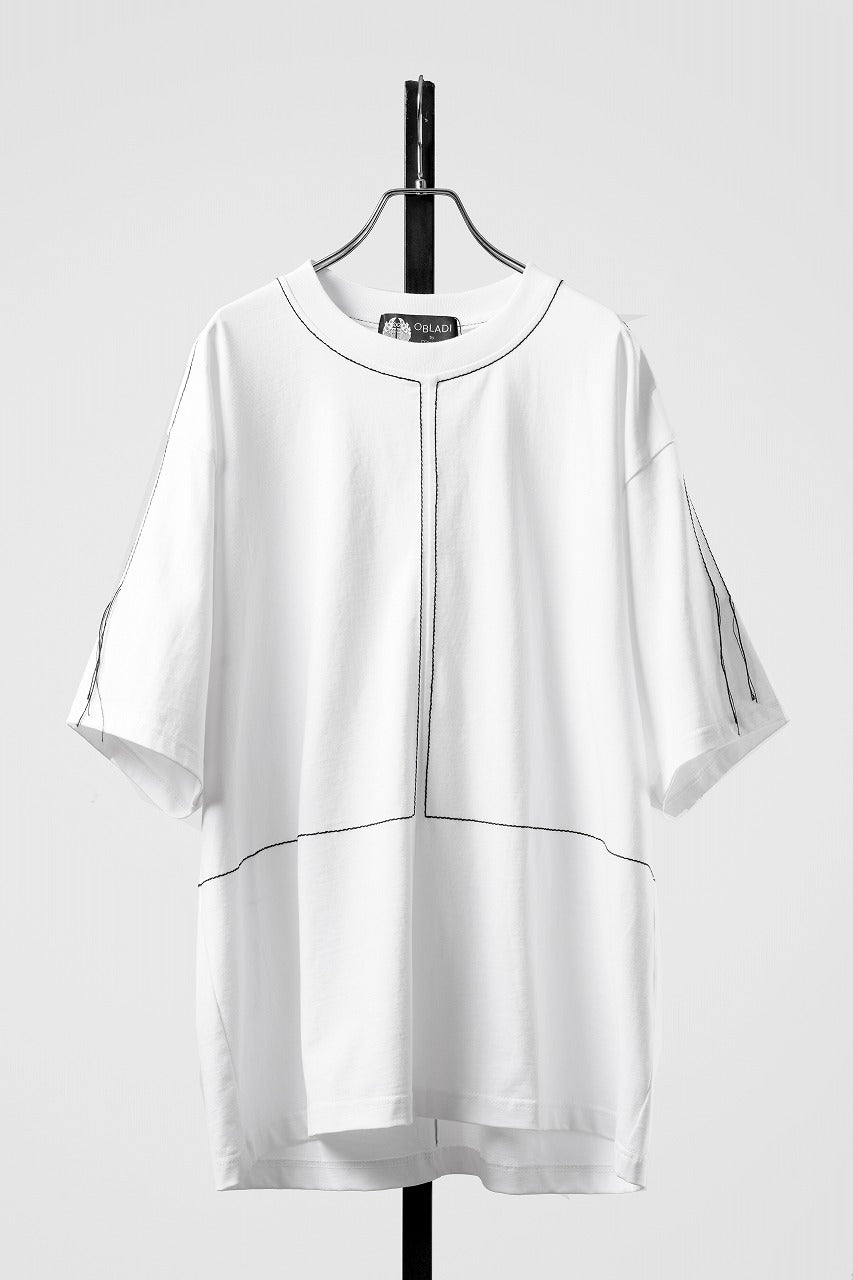 Load image into Gallery viewer, OBLADI BLACK STITCHES ON HALF BODY WHITE T-SHIRT (WHITE)