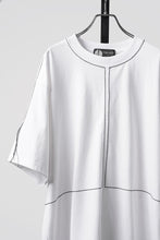 Load image into Gallery viewer, OBLADI BLACK STITCHES ON HALF BODY WHITE T-SHIRT (WHITE)