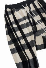 Load image into Gallery viewer, A.F ARTEFACT SAROUEL JOGGER PANTS / JACQUARD DEFORMED PLAID VELOR (BLACK x GREY x IVORY)